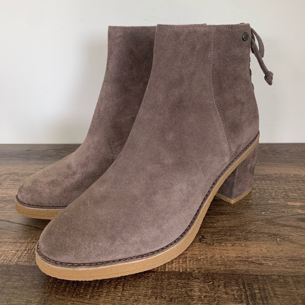UGG Women's 10 Brown Taupe Suede Corrine Ankle Boots Side Zip Lace Back Detail